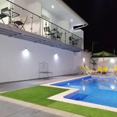 Konukevi Cerro E Mar *